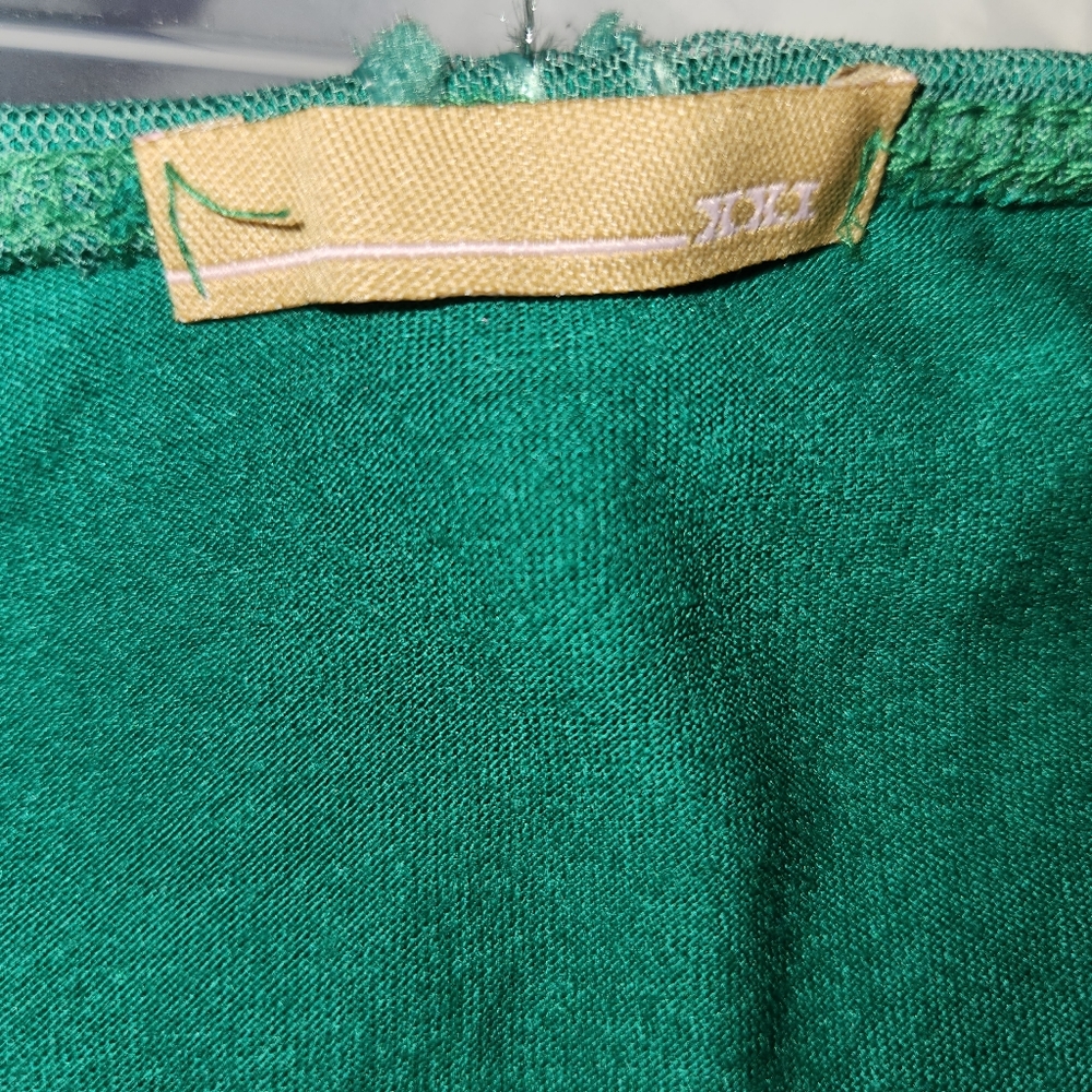 Halter Neck Top - Picture 7 of 8